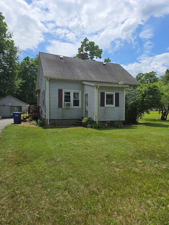 30 Gunn, Southampton, Massachusetts, 3 Bedrooms Bedrooms, 6 Rooms Rooms,2 BathroomsBathrooms,Residential,For Sale,Gunn,73400505