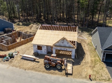 5 Nicols Way, Easthampton, Massachusetts, 2 Bedrooms Bedrooms, 5 Rooms Rooms,2 BathroomsBathrooms,Residential,For Sale,Nicols Way,73259462