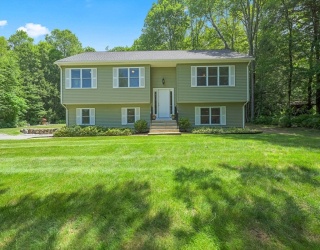 18 Old Wales Rd, Monson, Massachusetts, 3 Bedrooms Bedrooms, 5 Rooms Rooms,2 BathroomsBathrooms,Residential,For Sale,Old Wales Rd,73398292