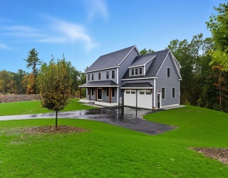 20 Hayes Woods Ln, Groton, Massachusetts, 5 Bedrooms Bedrooms, 10 Rooms Rooms,3 BathroomsBathrooms,Residential,For Sale,Hayes Woods Ln,73436404