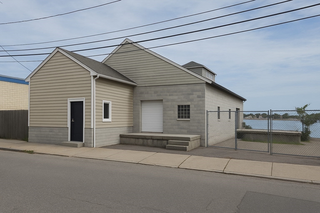 1510 Padanaram Ave, New Bedford, Massachusetts, ,Commercial Sale,For Sale,Padanaram Ave,73436523