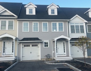 51 West Main, Georgetown, Massachusetts, 2 Bedrooms Bedrooms, 5 Rooms Rooms,3.5 BathroomsBathrooms,Residential,For Sale,West Main,73436716