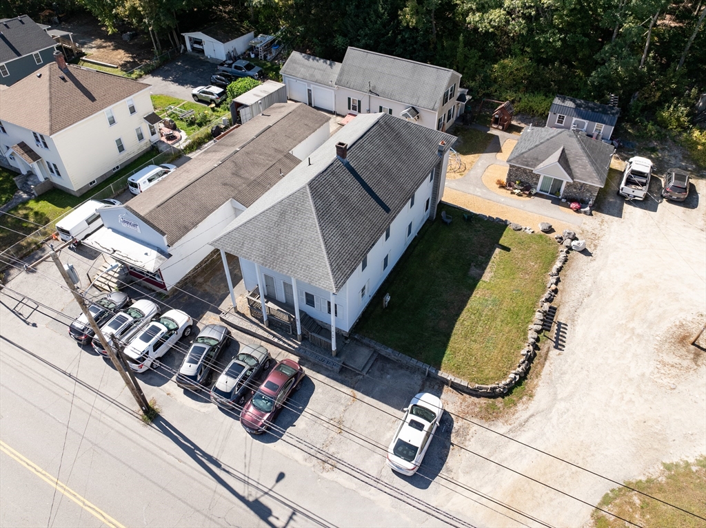 31-37 Leicester St, Oxford, Massachusetts, 7 Bedrooms Bedrooms, 19 Rooms Rooms,6.5 BathroomsBathrooms,Residential Income,For Sale,Leicester St,73436900