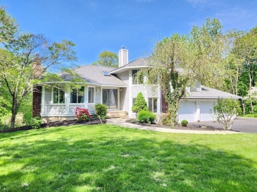 35 Linda St, Westborough, Massachusetts, 5 Bedrooms Bedrooms, 12 Rooms Rooms,3.5 BathroomsBathrooms,Residential,For Sale,Linda St,73372697