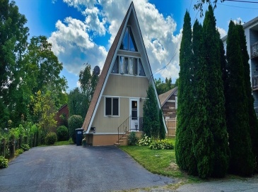 74 Harrington Street, Southbridge, Massachusetts, 2 Bedrooms Bedrooms, 4 Rooms Rooms,1 BathroomBathrooms,Residential Lease,For Rent,Harrington Street,73426930