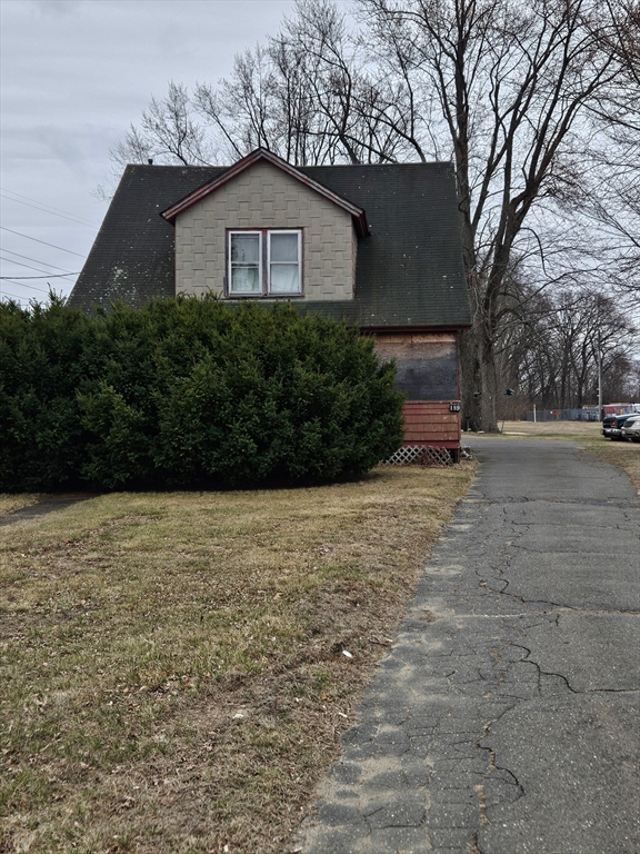 181-189 Springfield St, Agawam, Massachusetts, 11 Bedrooms Bedrooms, 22 Rooms Rooms,4.5 BathroomsBathrooms,Residential,For Sale,Springfield St,73349450