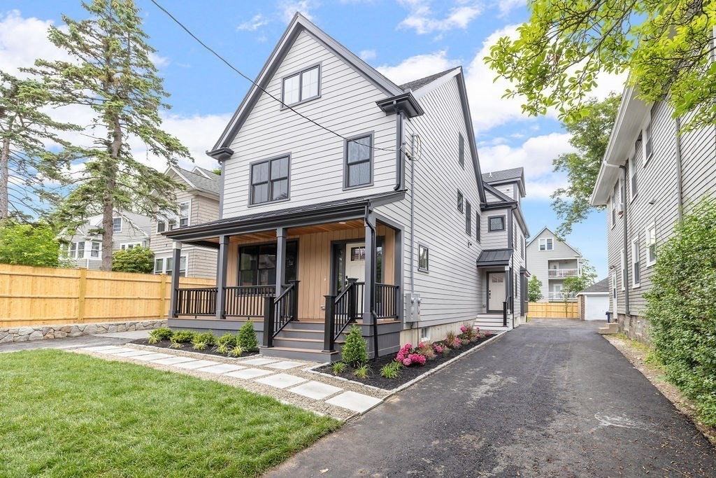 69 Hampstead Rd, Boston, Massachusetts, 3 Bedrooms Bedrooms, 6 Rooms Rooms,3.5 BathroomsBathrooms,Residential,For Sale,Hampstead Rd,73394130