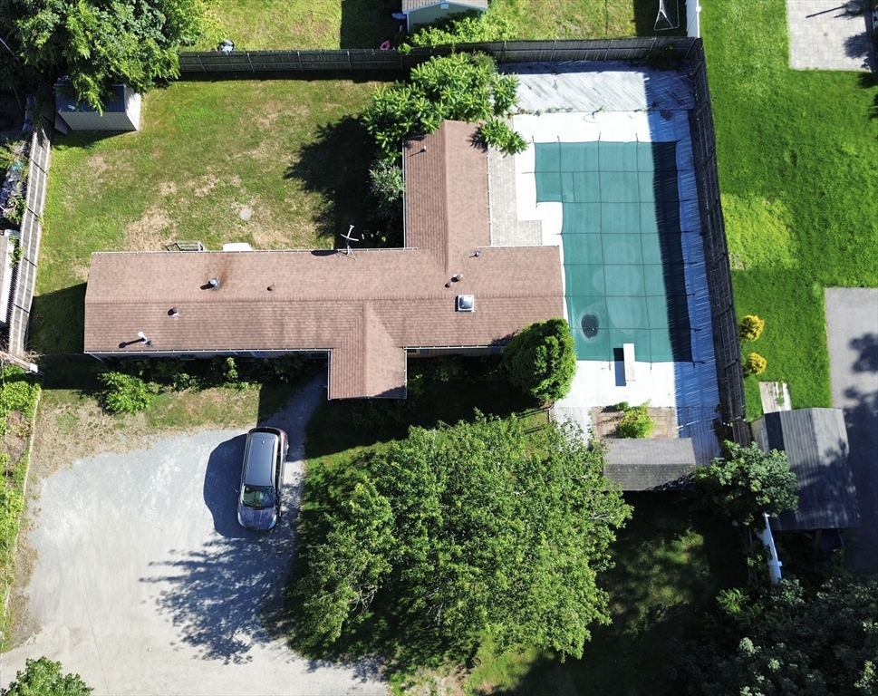 44 Clegg Ave, Tiverton, Rhode Island, 3 Bedrooms Bedrooms, 5 Rooms Rooms,2 BathroomsBathrooms,Residential,For Sale,Clegg Ave,73407458