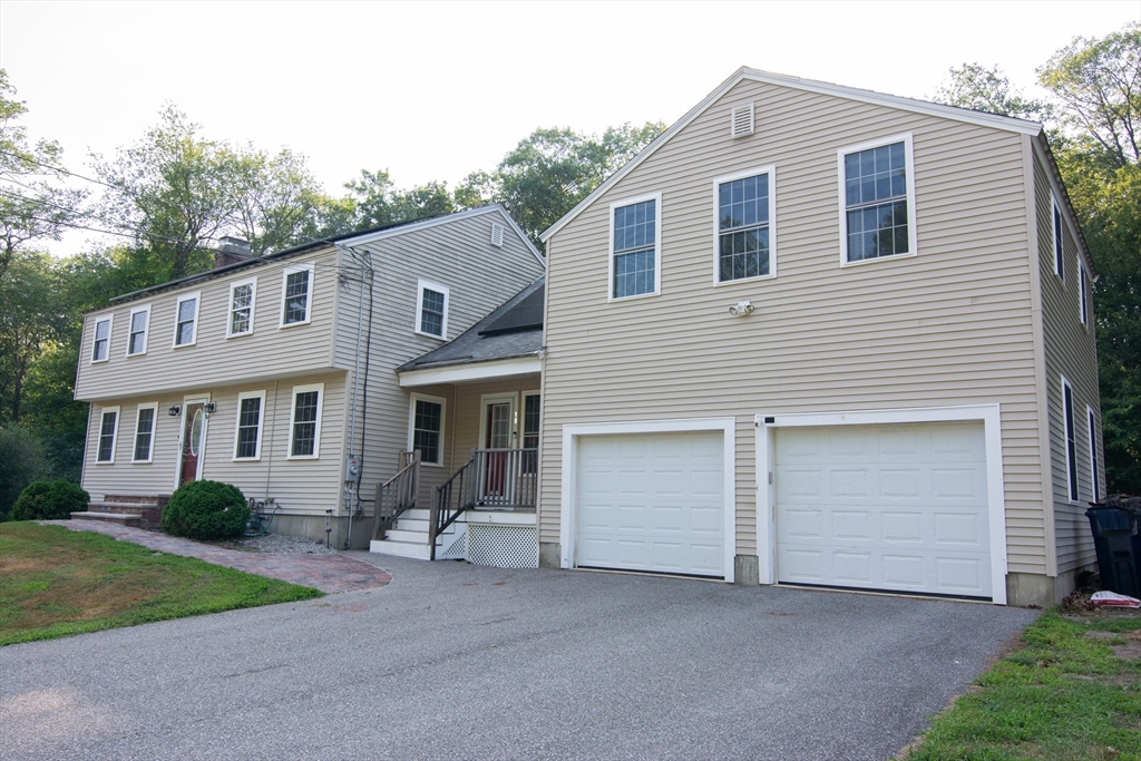 18 Amble Road, Chelmsford, Massachusetts, 4 Bedrooms Bedrooms, 8 Rooms Rooms,2.5 BathroomsBathrooms,Residential,For Sale,Amble Road,73397995