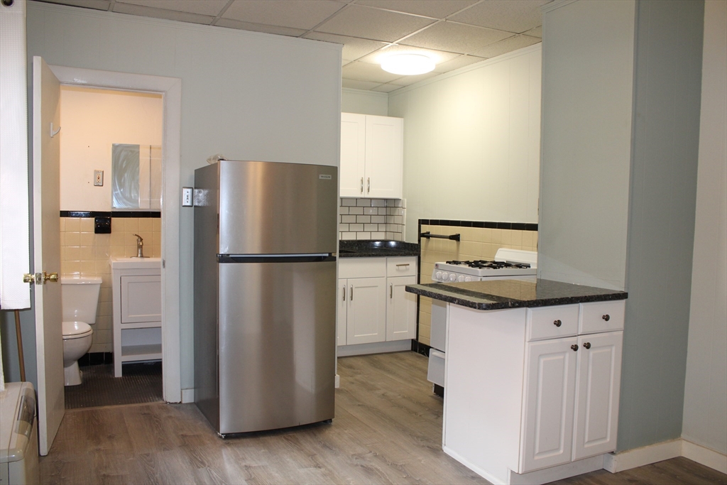 10 Henchman St, Boston, Massachusetts, 1 Bedroom Bedrooms, 2 Rooms Rooms,1 BathroomBathrooms,Residential Lease,For Rent,Henchman St,73428841