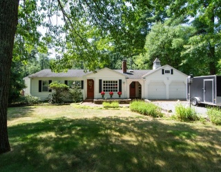 66 Hillcrest Road, Hanson, Massachusetts, 3 Bedrooms Bedrooms, 8 Rooms Rooms,3 BathroomsBathrooms,Residential,For Sale,Hillcrest Road,73417651