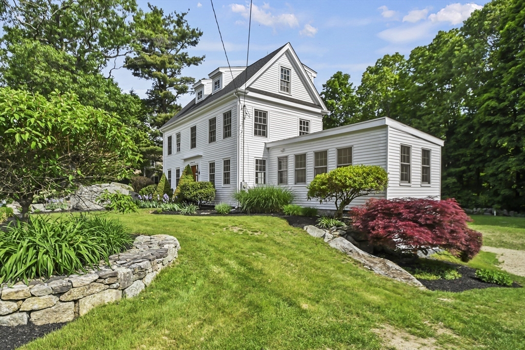 210 Wood Street, Hopkinton, Massachusetts, 4 Bedrooms Bedrooms, 9 Rooms Rooms,3.5 BathroomsBathrooms,Residential,For Sale,Wood Street,73382223