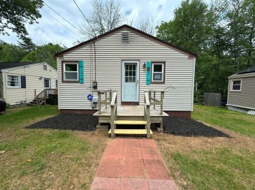 5 Roberts Park Rd, Holland, Massachusetts, 3 Bedrooms Bedrooms, 4 Rooms Rooms,1.5 BathroomsBathrooms,Residential,For Sale,Roberts Park Rd,73395474 5 Roberts Park Rd, Holland, Massachusetts, 3 Bedrooms Bedrooms, 4 Rooms Rooms,1.5 BathroomsBathrooms,Residential,For Sale,Roberts Park Rd,73395474