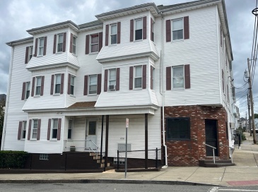 838-844 Pine St, Fall River, Massachusetts, 16 Bedrooms Bedrooms, 32 Rooms Rooms,6 BathroomsBathrooms,Residential Income,For Sale,Pine St,73410713