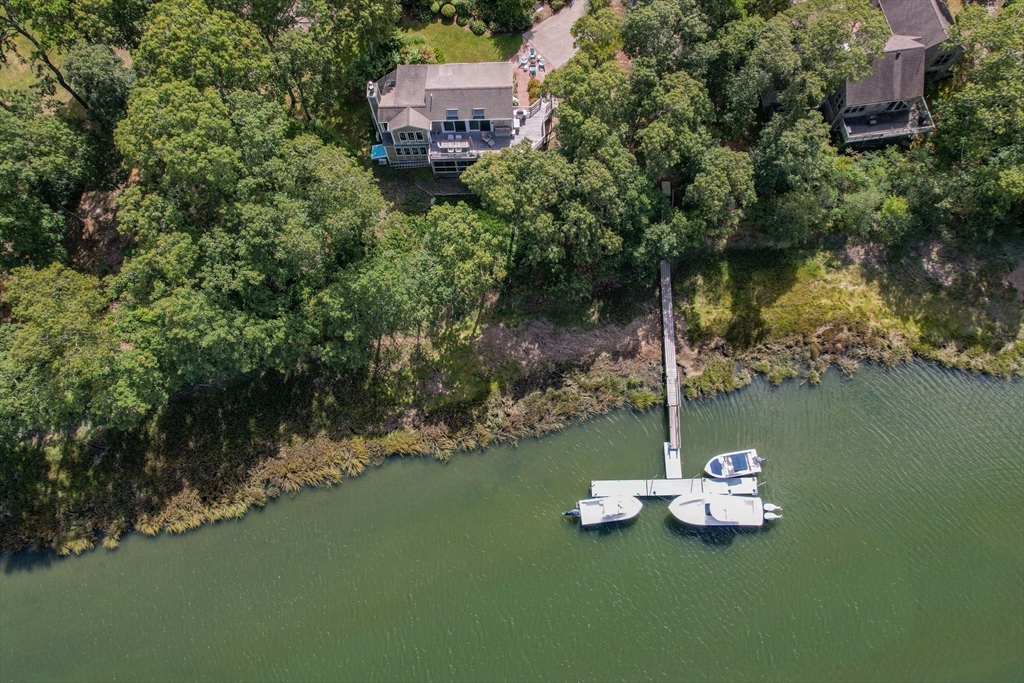 11 Little Marsh Ln, Orleans, Massachusetts, 4 Bedrooms Bedrooms, 6 Rooms Rooms,2.5 BathroomsBathrooms,Residential,For Sale,Little Marsh Ln,73434431