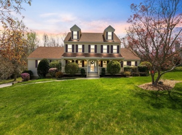 3 Bramble Hill Road, Methuen, Massachusetts, 4 Bedrooms Bedrooms, 10 Rooms Rooms,3.5 BathroomsBathrooms,Residential,For Sale,Bramble Hill Road,73366922