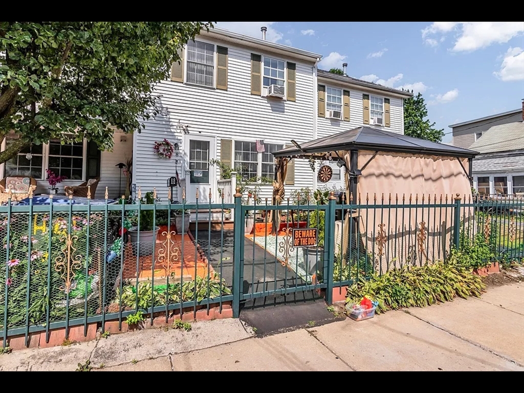 8 Hall St, Lawrence, Massachusetts, 3 Bedrooms Bedrooms, 5 Rooms Rooms,2.5 BathroomsBathrooms,Residential Lease,For Rent,Hall St,73438313