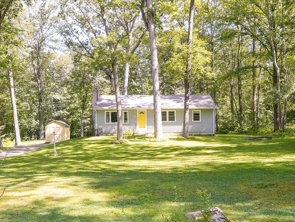 214 Vining Hill Rd, Southwick, Massachusetts, 3 Bedrooms Bedrooms, 5 Rooms Rooms,1 BathroomBathrooms,Residential,For Sale,Vining Hill Rd,73419562