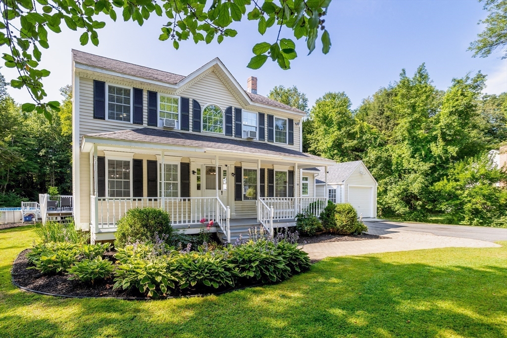 150 Lakeshore Drive, Winchendon, Massachusetts, 4 Bedrooms Bedrooms, 11 Rooms Rooms,1.5 BathroomsBathrooms,Residential,For Sale,Lakeshore Drive,73416157