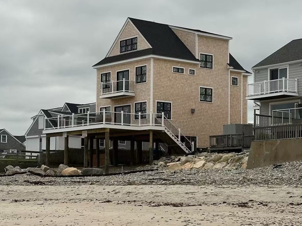 10 Charlotte St, Marshfield, Massachusetts, 4 Bedrooms Bedrooms, 10 Rooms Rooms,4 BathroomsBathrooms,Residential Lease,For Rent,Charlotte St,73394732