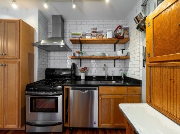 77 Columbus Ave, Somerville, Massachusetts, 3 Bedrooms Bedrooms, 7 Rooms Rooms,2 BathroomsBathrooms,Residential Lease,For Rent,Columbus Ave,73421309