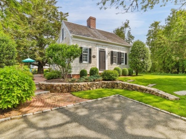 51 Shattuck Place, Chatham, Massachusetts, 3 Bedrooms Bedrooms, 8 Rooms Rooms,2.5 BathroomsBathrooms,Residential,For Sale,Shattuck Place,73393735 51 Shattuck Place, Chatham, Massachusetts, 3 Bedrooms Bedrooms, 8 Rooms Rooms,2.5 BathroomsBathrooms,Residential,For Sale,Shattuck Place,73393735