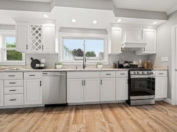 43 Bonner Ave, Medford, Massachusetts, 2 Bedrooms Bedrooms, 7 Rooms Rooms,2 BathroomsBathrooms,Residential Lease,For Rent,Bonner Ave,73416530