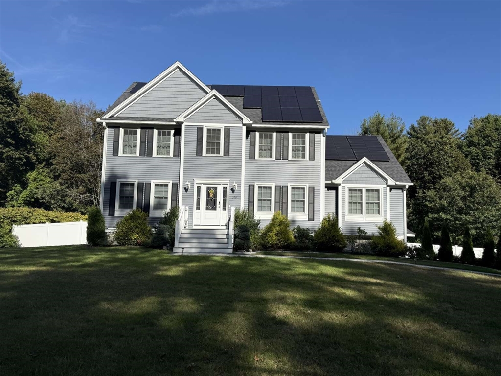 399 North St, Tewksbury, Massachusetts, 6 Bedrooms Bedrooms, 10 Rooms Rooms,3.5 BathroomsBathrooms,Residential,For Sale,North St,73439129