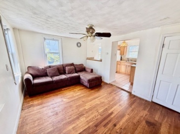 14 Amity, Lynn, Massachusetts, 2 Bedrooms Bedrooms, 5 Rooms Rooms,1 BathroomBathrooms,Residential Lease,For Rent,Amity,73439188 14 Amity, Lynn, Massachusetts, 2 Bedrooms Bedrooms, 5 Rooms Rooms,1 BathroomBathrooms,Residential Lease,For Rent,Amity,73439188