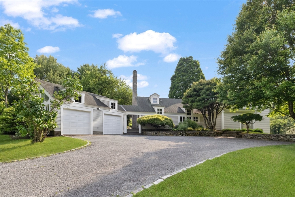 280 Prospect Street, Seekonk, Massachusetts, 3 Bedrooms Bedrooms, 8 Rooms Rooms,2.5 BathroomsBathrooms,Residential,For Sale,Prospect Street,73391660