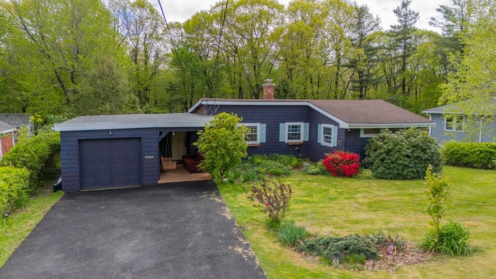 61 Brigham Rd, Worcester, Massachusetts, 2 Bedrooms Bedrooms, 5 Rooms Rooms,1 BathroomBathrooms,Residential,For Sale,Brigham Rd,73373452