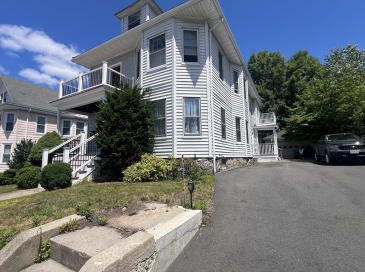 51 Chandler St, Haverhill, Massachusetts, 3 Bedrooms Bedrooms, 6 Rooms Rooms,1 BathroomBathrooms,Residential Lease,For Rent,Chandler St,73408356