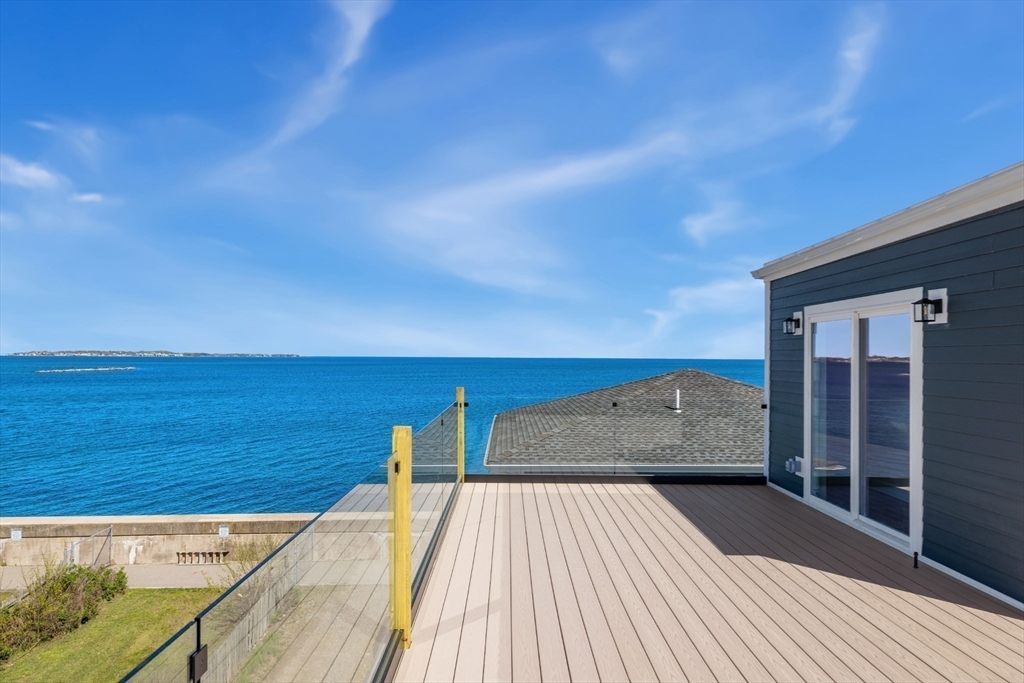 3 Agneous Avenue, Revere, Massachusetts, 3 Bedrooms Bedrooms, 8 Rooms Rooms,2.5 BathroomsBathrooms,Residential,For Sale,Agneous Avenue,73364964