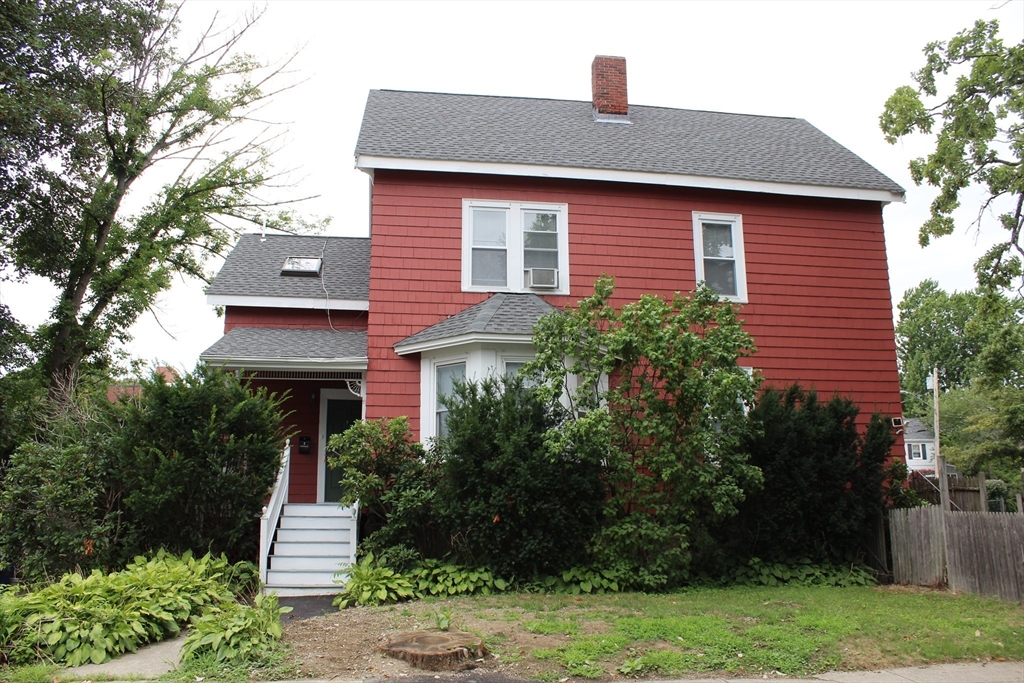 7 Kenneth St, Boston, Massachusetts, 2 Bedrooms Bedrooms, 5 Rooms Rooms,1 BathroomBathrooms,Residential Lease,For Rent,Kenneth St,73439607