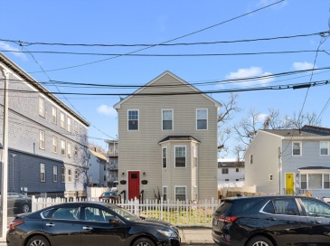 14-16 Jacob St, Boston, Massachusetts, 6 Bedrooms Bedrooms, 11 Rooms Rooms,3 BathroomsBathrooms,Residential Income,For Sale,Jacob St,73439628