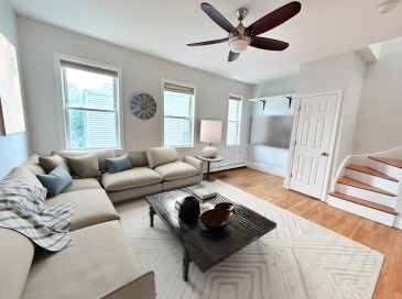 6 Wilbur Ct, Boston, Massachusetts, 2 Bedrooms Bedrooms, 6 Rooms Rooms,1 BathroomBathrooms,Residential Lease,For Rent,Wilbur Ct,73437197