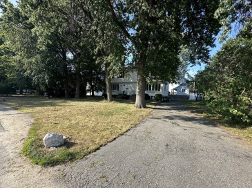 21A Mystic River Rd, Medford, Massachusetts, 3 Bedrooms Bedrooms, 5 Rooms Rooms,1.5 BathroomsBathrooms,Residential Lease,For Rent,Mystic River Rd,73439756 21A Mystic River Rd, Medford, Massachusetts, 3 Bedrooms Bedrooms, 5 Rooms Rooms,1.5 BathroomsBathrooms,Residential Lease,For Rent,Mystic River Rd,73439756