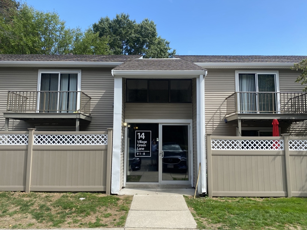 14 Village Green Lane, Natick, Massachusetts, 2 Bedrooms Bedrooms, 5 Rooms Rooms,1 BathroomBathrooms,Residential Lease,For Rent,Village Green Lane,73439771