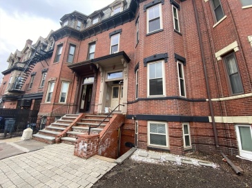 92 Pleasant Street, Boston, Massachusetts, 1 Bedroom Bedrooms, 3 Rooms Rooms,1 BathroomBathrooms,Residential Lease,For Rent,Pleasant Street,73439855