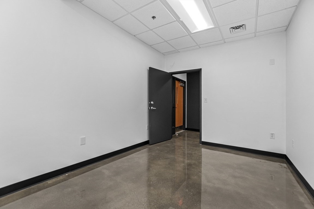 75 Pleasant Street, Malden, Massachusetts, ,Commercial Lease,For Rent,Pleasant Street,73439929