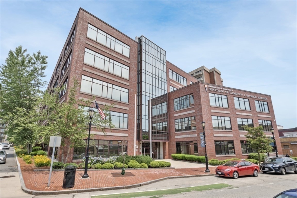 75 Pleasant Street, Malden, Massachusetts, ,Commercial Lease,For Rent,Pleasant Street,73439928