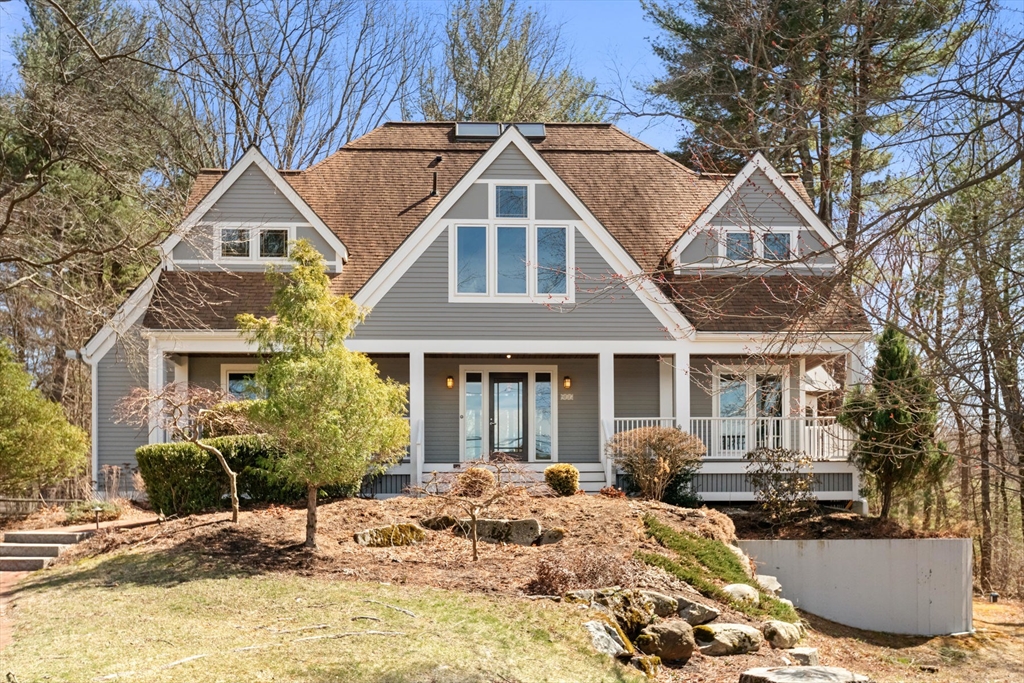 915 Curve St, Carlisle, Massachusetts, 4 Bedrooms Bedrooms, 10 Rooms Rooms,4 BathroomsBathrooms,Residential,For Sale,Curve St,73354756