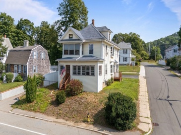 346 Water St, Haverhill, Massachusetts, 4 Bedrooms Bedrooms, 12 Rooms Rooms,2 BathroomsBathrooms,Residential Income,For Sale,Water St,73408314