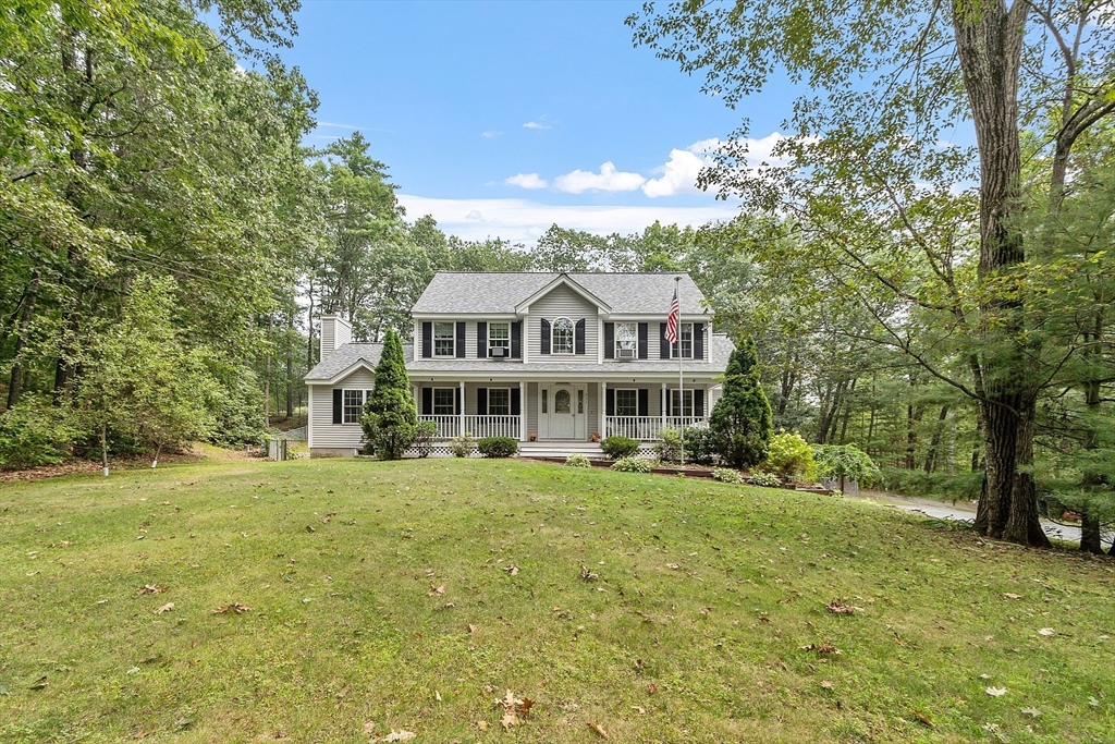 711 Page St, Lunenburg, Massachusetts, 4 Bedrooms Bedrooms, 9 Rooms Rooms,2.5 BathroomsBathrooms,Residential,For Sale,Page St,73415570