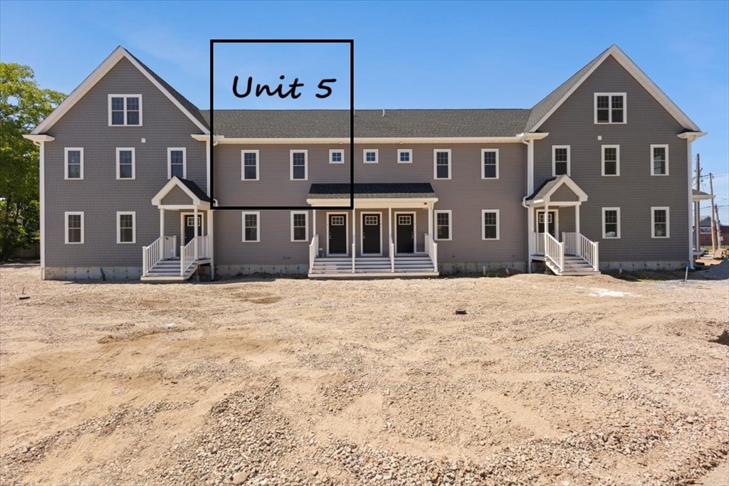 46 Harrison St, Taunton, Massachusetts, 1 Bedroom Bedrooms, 3 Rooms Rooms,1 BathroomBathrooms,Residential,For Sale,Harrison St,73422258