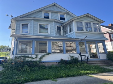 72-74 Palmer Avenue, Springfield, Massachusetts, 6 Bedrooms Bedrooms, 15 Rooms Rooms,3 BathroomsBathrooms,Residential Income,For Sale,Palmer Avenue,73416598