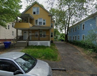 36-38 Greenacre Sq, Springfield, Massachusetts, 2 Bedrooms Bedrooms, 5 Rooms Rooms,1 BathroomBathrooms,Residential Lease,For Rent,Greenacre Sq,73440205