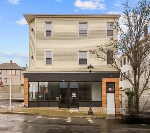337 Columbia St, Fall River, Massachusetts, ,Commercial Sale,For Sale,Columbia St,73440365