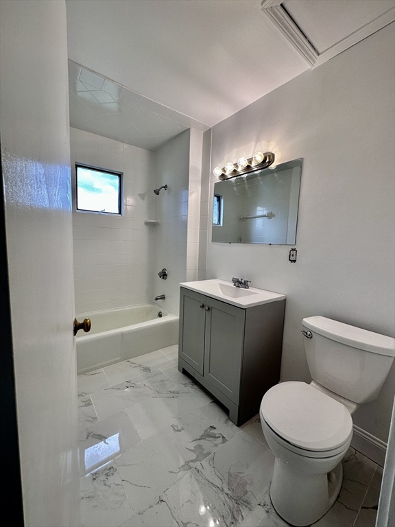 90 Brook Rd, Quincy, Massachusetts, 1 Bedroom Bedrooms, 3 Rooms Rooms,1 BathroomBathrooms,Residential Lease,For Rent,Brook Rd,73419426