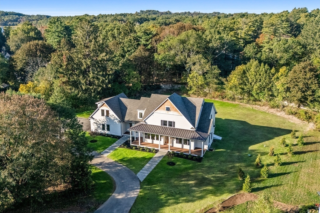 2 Lily Lane, Wenham, Massachusetts, 4 Bedrooms Bedrooms, 10 Rooms Rooms,3.5 BathroomsBathrooms,Residential,For Sale,Lily Lane,73440050